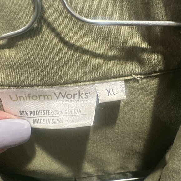 Rainforest Cafe Olive Green Utility Work Shirt – Logo Patch & Embroidered Frog - Picture 2 of 6